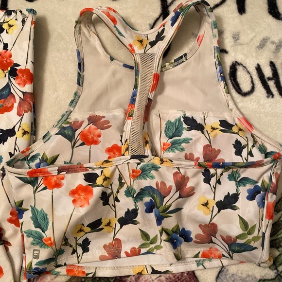 Floral Fabletics Set - Picture 4 of 4